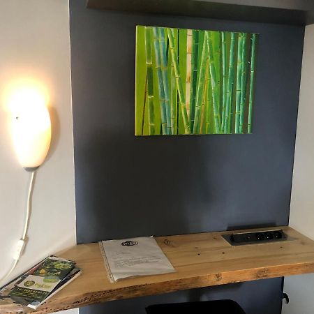 Ferienwohnung Studio Independant Dans Propriete Avec Piscine Et Wifi Saint-Gilles-les-Bains Exterior foto