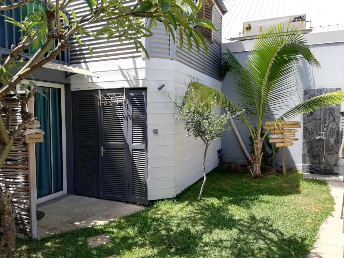 Ferienwohnung Studio Independant Dans Propriete Avec Piscine Et Wifi Saint-Gilles-les-Bains Exterior foto